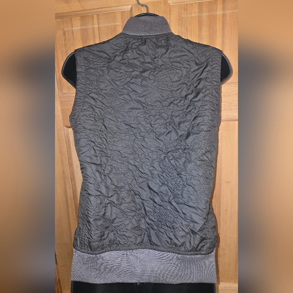 Patagonia Olive Quilted Women's Vest Fall Winter Clean ! Size XS - Picture 4 of 13